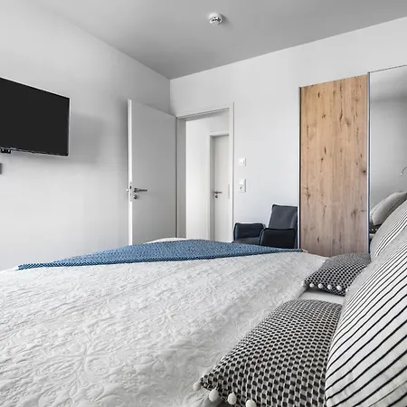 Ocean Place- 3 Og, Balkon, Blick Ins Gruene, Kamin Lejlighed *