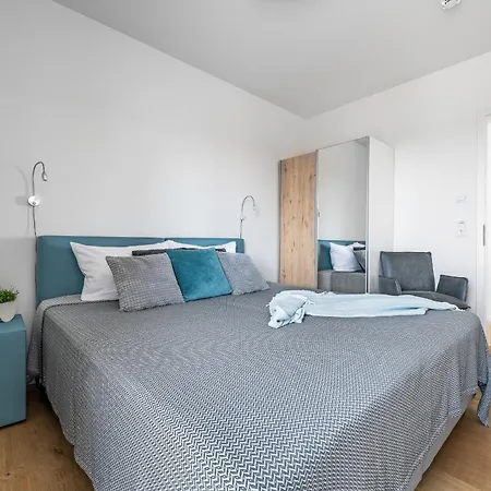 Lejlighed Ocean Place- 3 Og, Balkon, Blick Ins Gruene, Kamin Olpenæs