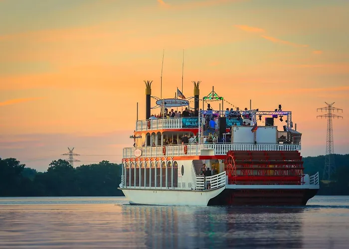 Appartement Ocean Place- 3 Og, Balkon, Blick Ins Gruene, Kamin Olpenitz